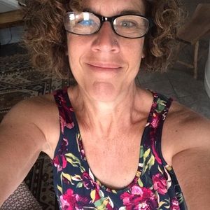 Meet your Posher, Gina